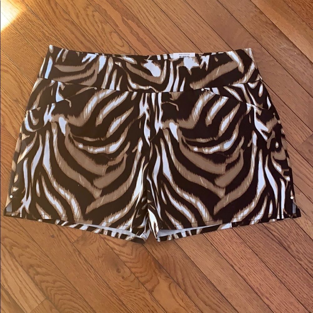 Inc tropical tiger high status shorts